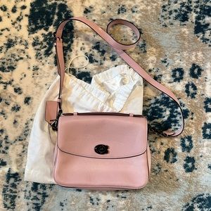 COACH Cassie authentic crossbody pink